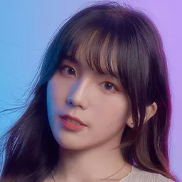 Li En 飾演 Classmate