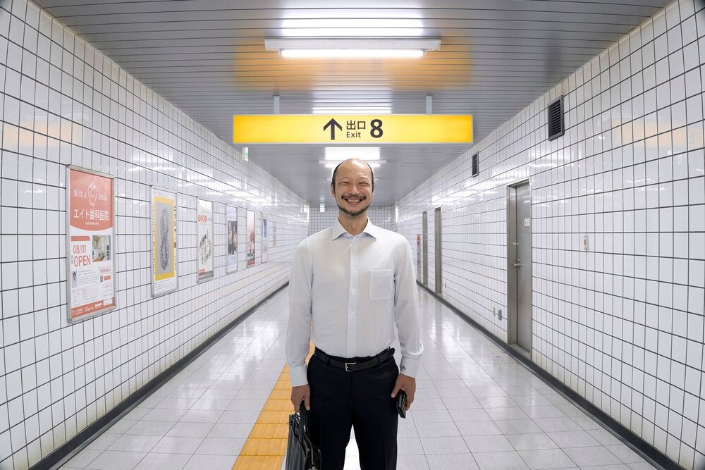 《8號出口》相關文章：