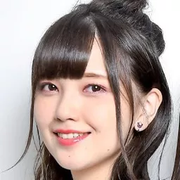 鬼頭明里 飾演 Nezuko Kamado (voice)