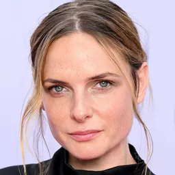 莉碧嘉費格遜 飾演 Jessica