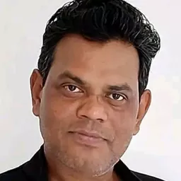 Sukumar Tudu 飾演 Tyagi