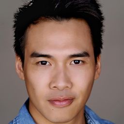 Jason Wong 飾演 Joshua 'JJ' Jung