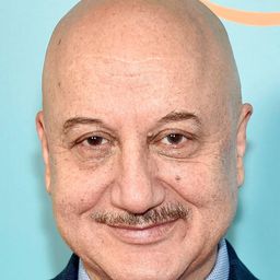 阿努柏卡爾 飾演 Parimal