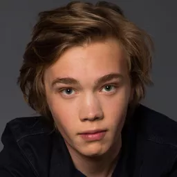 查理龐瑪 飾演 Gary Barkovitch / #5