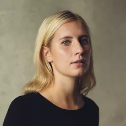 Callie Cooke 飾演 Jodie